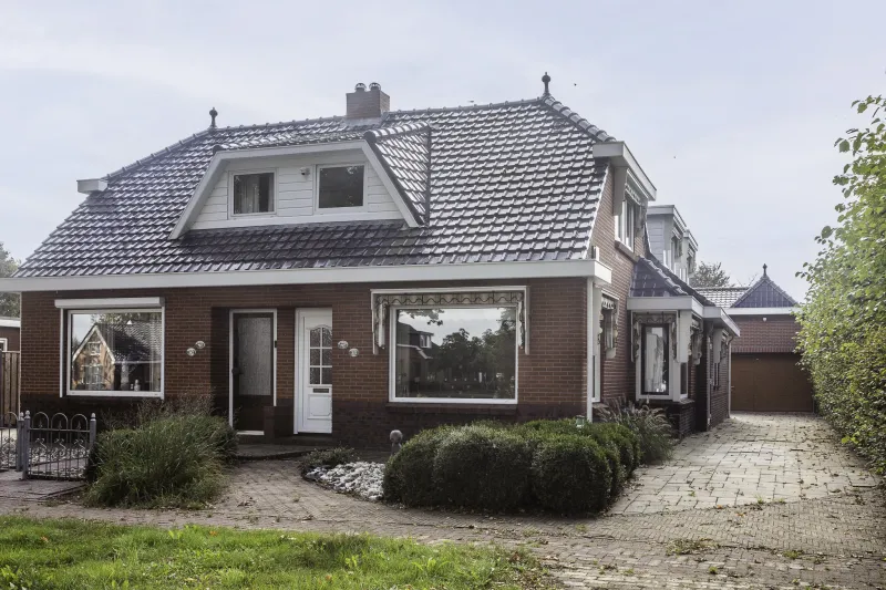 Twee-onder-één-kap te koop: Markeweg 138, Ter Apel
