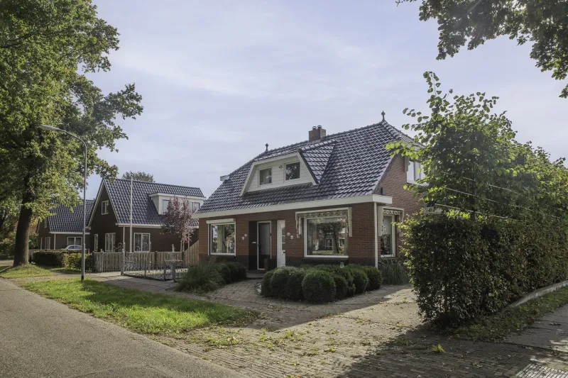 Twee-onder-één-kap te koop: Markeweg 138, Ter Apel