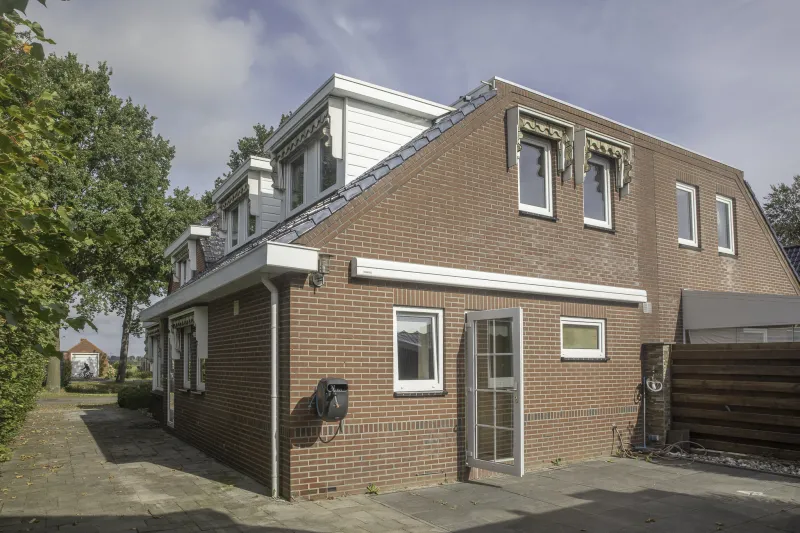 Twee-onder-één-kap te koop: Markeweg 138, Ter Apel